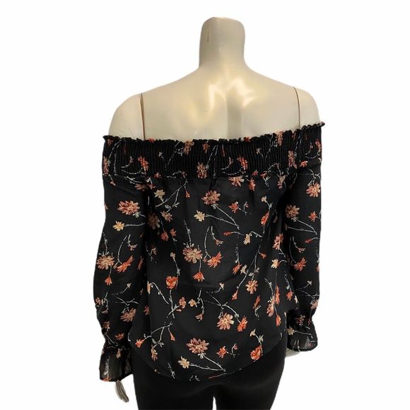 Wild Blue SADIE ROBERTSON Women's Small Off Shoulder Floral Casual Top Blouse - Picture 5 of 7